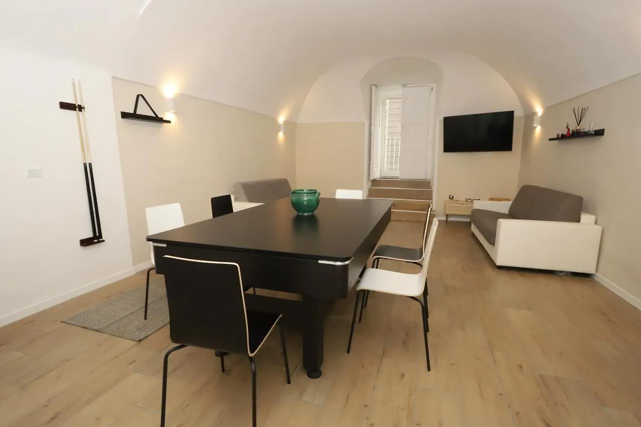 Dante-Port'Alba Exclusive Home Neapel