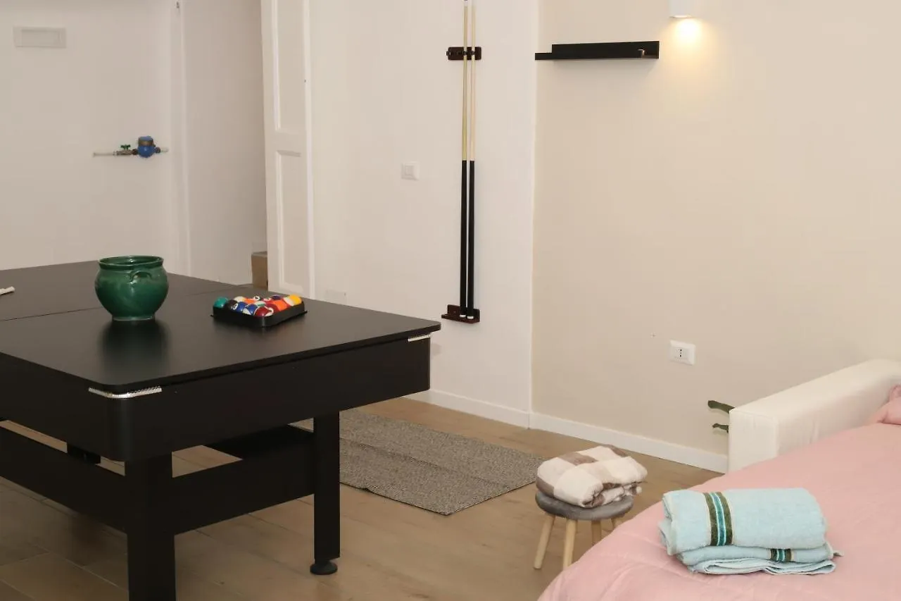 Dante-Port'Alba Exclusive Home Neapel Apartment
