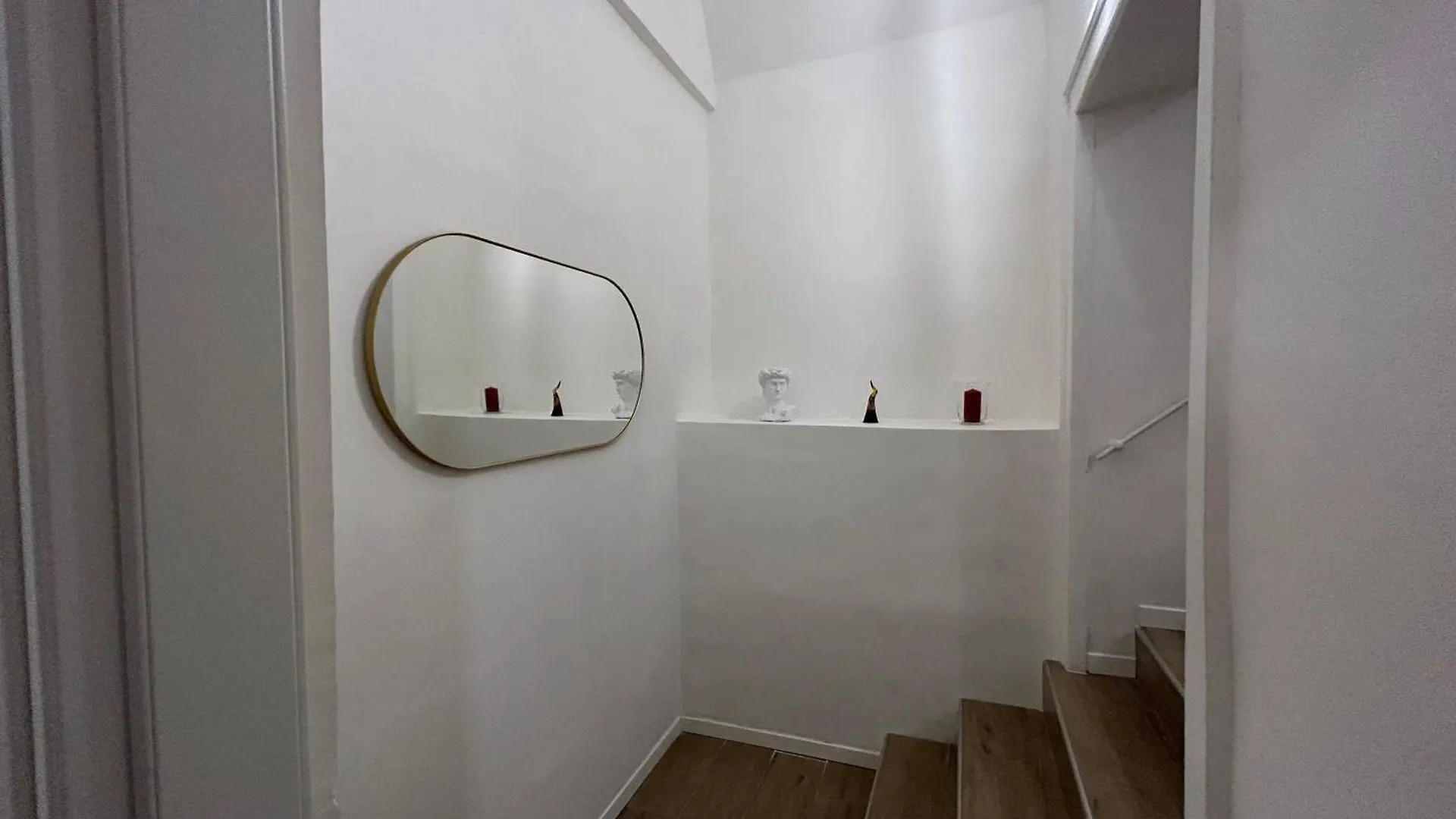 Appartement Dante-Port'Alba Exclusive Home Napels Italië
